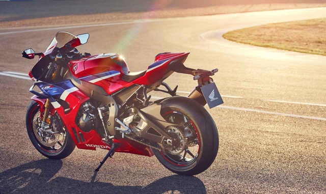 CBR1000RRR 2024 chinh thuc duoc cong bo voi dong co cai tien va he thong ga 2 mo to moi - 17
