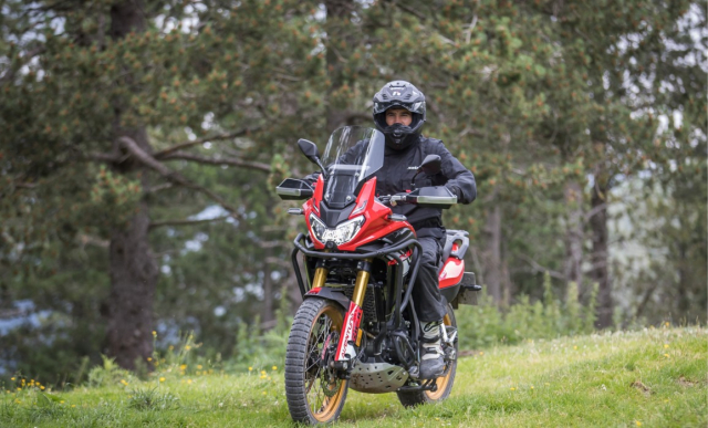 Rieju Aventura 500 mau Adventure hang trung hoan toan moi vua ra mat - 5