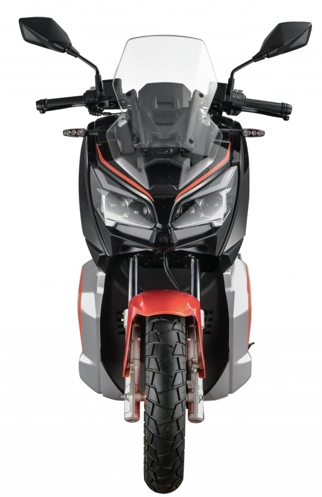 ADV160 phien ban xe dien lo dien co xuat xu tu Trung Quoc - 4