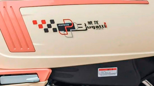 Jialing Bugatti 125 gay an tuong boi dan cong tac sang trong nhu not that o to - 9