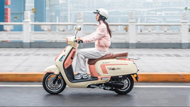 Jialing Bugatti 125 gay an tuong boi dan cong tac sang trong nhu not that o to - 21
