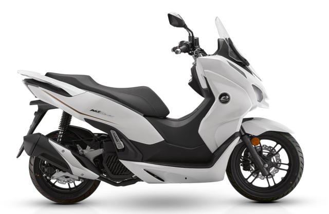 MTX 125 2024 trinh lang cung cong nghe Hybrid vua manh vua tiet kiem xang - 3