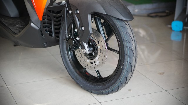 Xe tay ga 155cc moi cua Yamaha co gia chi 40 trieu - 7