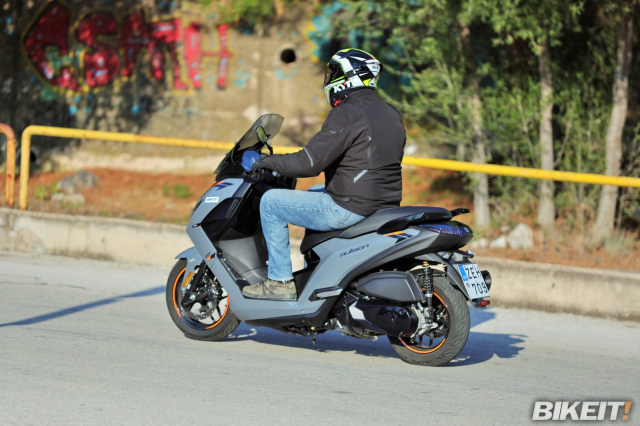 Peugeot Pulsion 125 gay soc boi he thong thang ket hop giua cong nghe ABS va CBS - 27