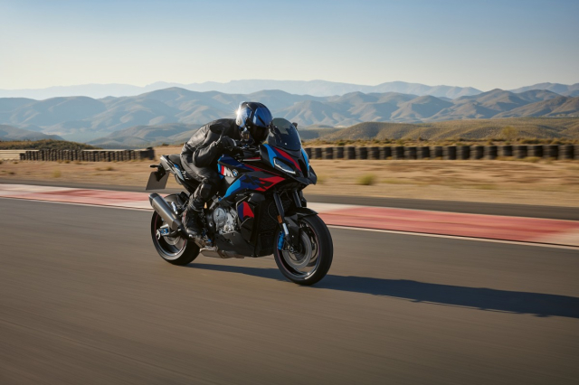 BMW M1000XR Competition ra mat voi gia hon 1 ty dong - 3