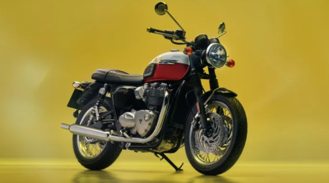 Gia dinh Triumph 2025 tao bao voi mau sac moi - 11