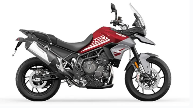 Gia dinh Triumph 2025 tao bao voi mau sac moi - 21