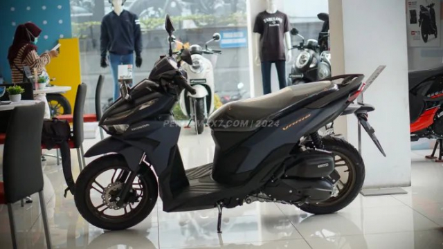 Can canh Vario 125 2025 phien ban cao cap nhat duoc Honda trang bi tan rang - 3