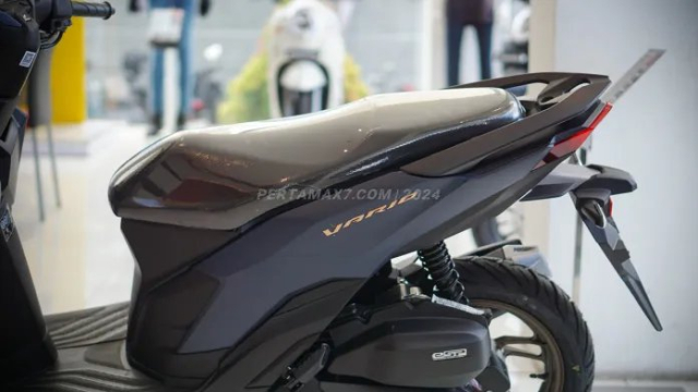 Can canh Vario 125 2025 phien ban cao cap nhat duoc Honda trang bi tan rang - 29