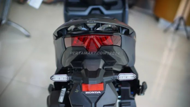 Can canh Vario 125 2025 phien ban cao cap nhat duoc Honda trang bi tan rang - 26