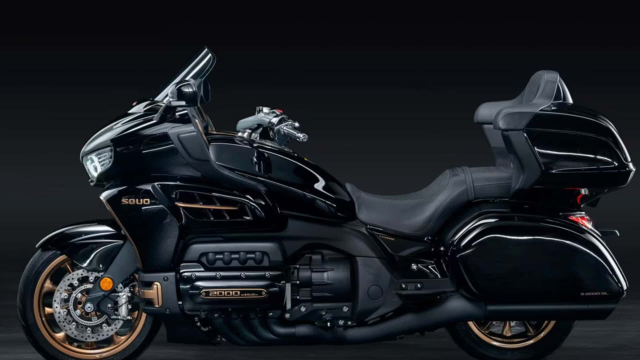 Doi thu hang nang cua Honda Gold Wing voi dong co 8 xylanh sap sua ra mat - 3