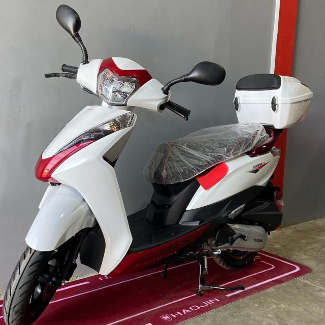 Ninja Lead 150 lo dien den ngay ca hang Honda con phai tram tro - 3