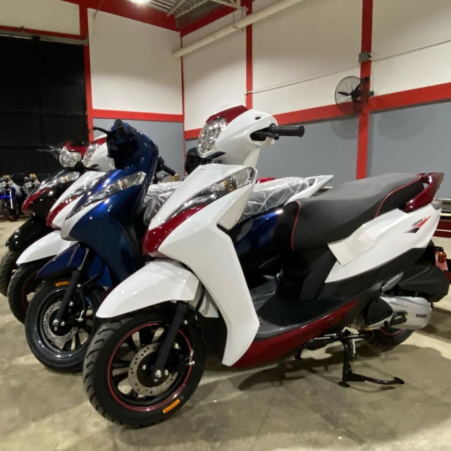 Ninja Lead 150 lo dien den ngay ca hang Honda con phai tram tro - 5