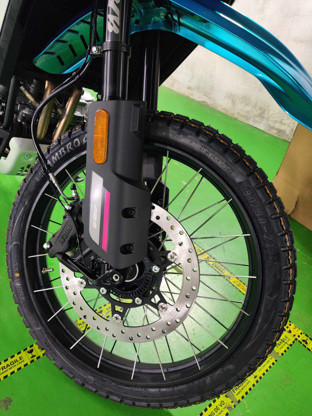 165 trieu de mua CFMoto 450MT vua ve Viet Nam on ap khong AE - 11