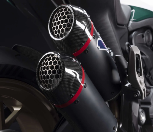 Ducati Monster 30 Anniversario ra mat gia gap doi ban tieu chuan - 11