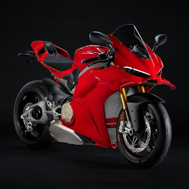 Hao hung khi biet Ducati Panigale V4 S 2025 vua ra mat co suc manh va cong nghe dinh cua chop - 4