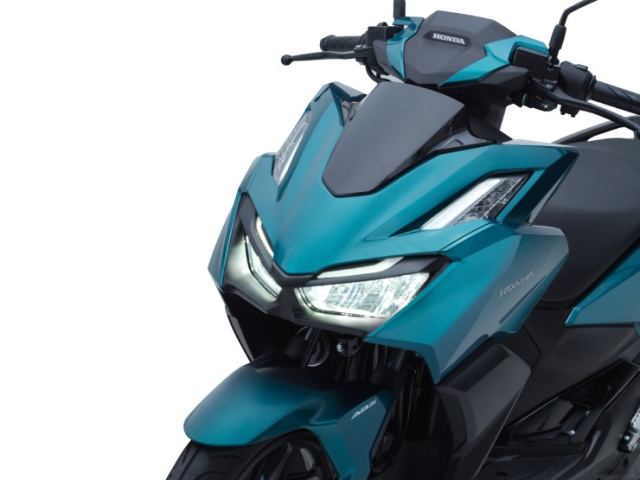 Honda Vario 160 2025 cap nhat them mau xanh la mo vo cung doc dao
