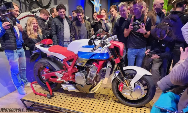 KTM he lo ke hoach gioi thieu san pham moi tai su kien EICMA 2024 - 7