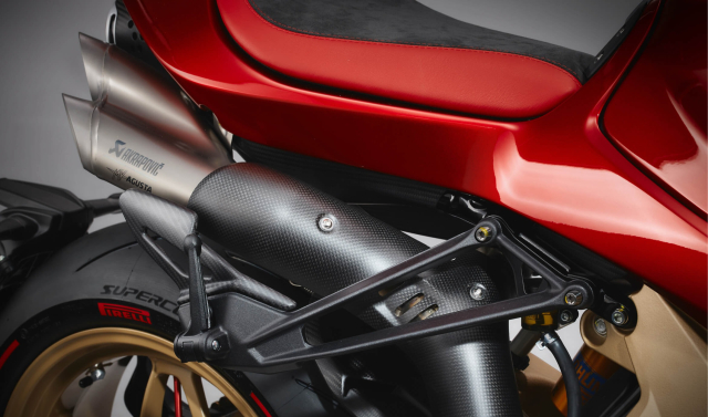 Co 2 ty dong chua chac so huu duoc MV Agusta Superveloce 1000 Serie Oro 2025 - 7