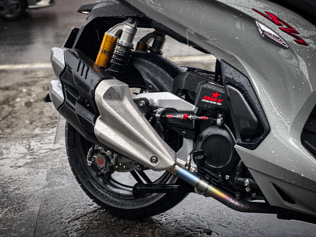 SH350i so huu cay po Sportbike Honda pha cach dan dau trao luu - 8