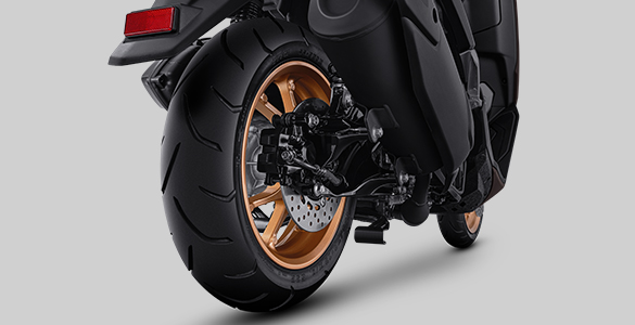 Hoa ra tro choi Playstation lai la nguon cam hung cho Yamaha NMAX Turbo - 12