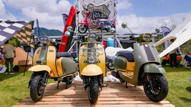 Xe ga 150cc cua Anh ra mat Thiet ke co dien gia tu 69 trieu dong - 7