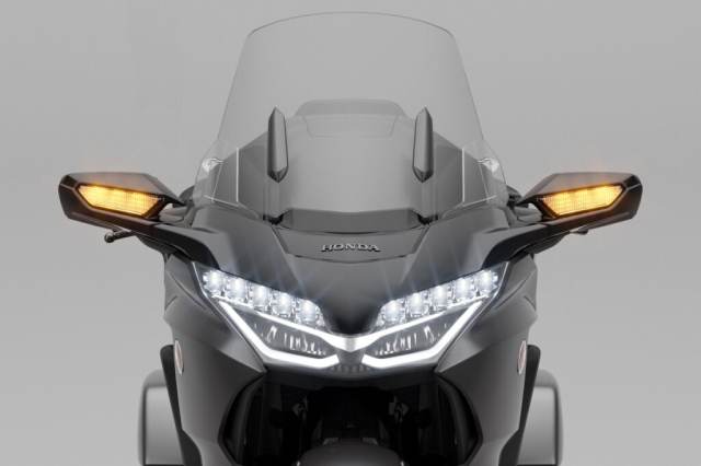 Anh em biet tin gi chua Honda Gold Wing Tour 2024 ra mat mau moi mang ten Heavy Gray Metallic You - 3