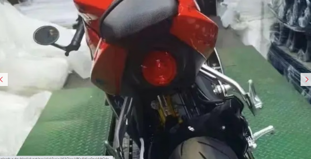Kha nang sao chep Superveloce cua QJMotor Trung Quoc that dang kinh ngac - 3