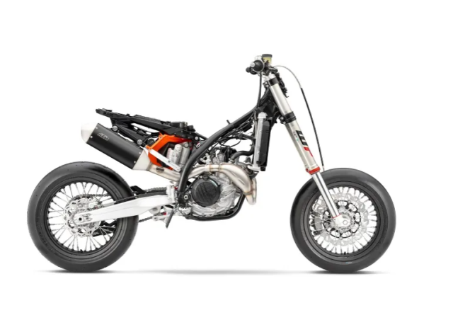 Tin do Supermoto kho co the bo qua lan nang cap tren KTM 450 SMR 2025 - 3