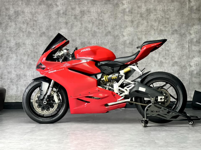 Ban Ducati Panigale 959 2018 - 13