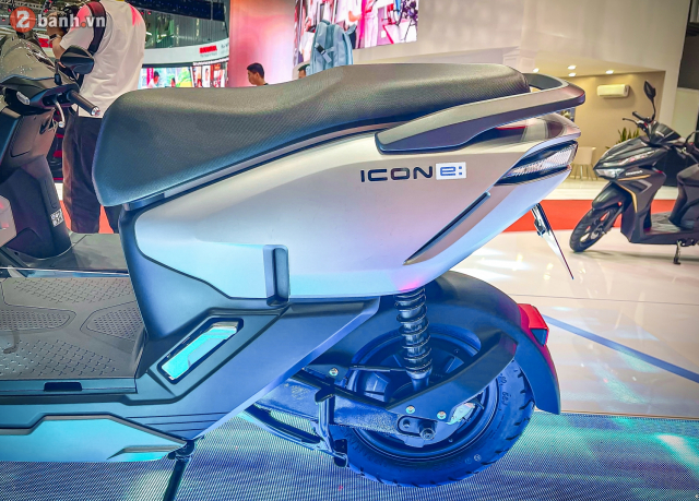 Can canh xe dien ICON e vua duoc Honda Viet Nam ra mat phu hop voi cac em hoc sinh - 16