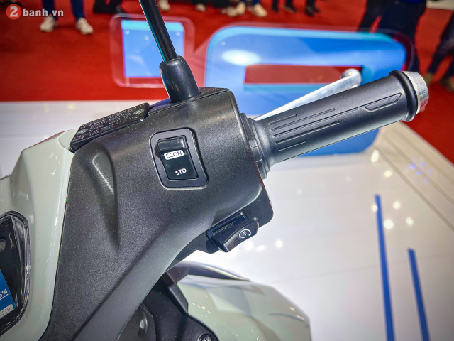 Can canh xe dien ICON e vua duoc Honda Viet Nam ra mat phu hop voi cac em hoc sinh - 22