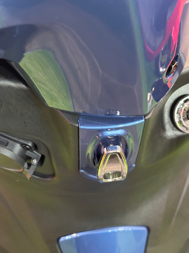 Can canh xe dien Wedison Bee co ngoai hinh giong Honda LEAD tai VMS 2024 - 11