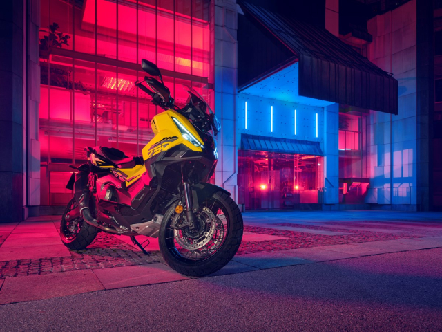 Chi tiet ve dep xuat than cua Honda XADV 2025 moi chac chan AE thich me - 5