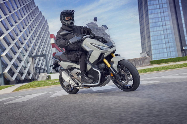 Chi tiet ve dep xuat than cua Honda XADV 2025 moi chac chan AE thich me - 11