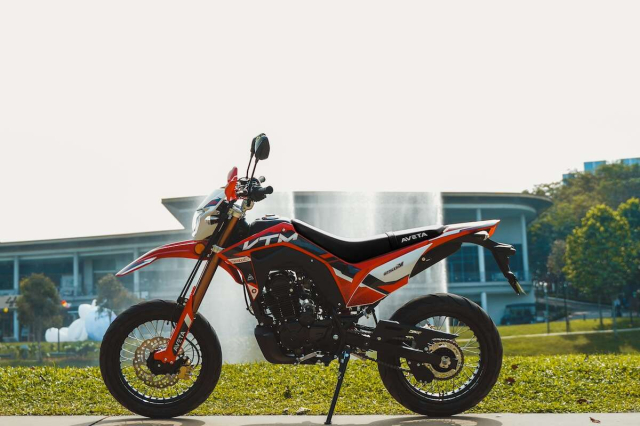 Ra mat bo doi Supermoto Aveta 250LM va 250LX 2024 voi gia ngang ngua Honda Sh125i - 3