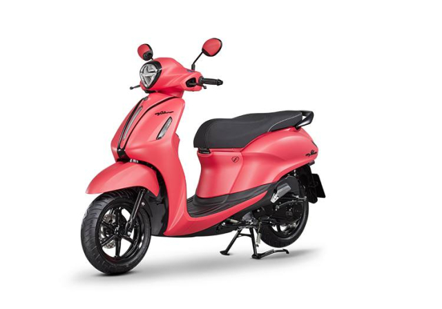 Toi ngo ngang voi Yamaha Grand Filano 2025 phien ban dac biet vua ra mat trang bi san phuoc Ohlins - 11