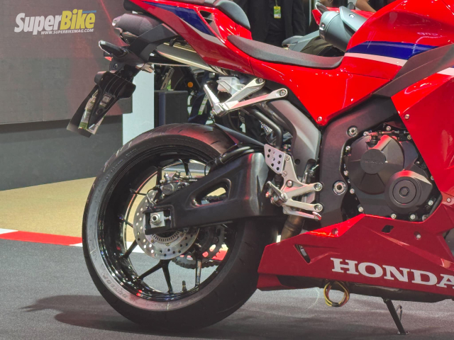 Tuong chung se bi khai tu Honda bat ngo cong bo gia ban cua CBR600RR 2025 tai Thai Lan - 7