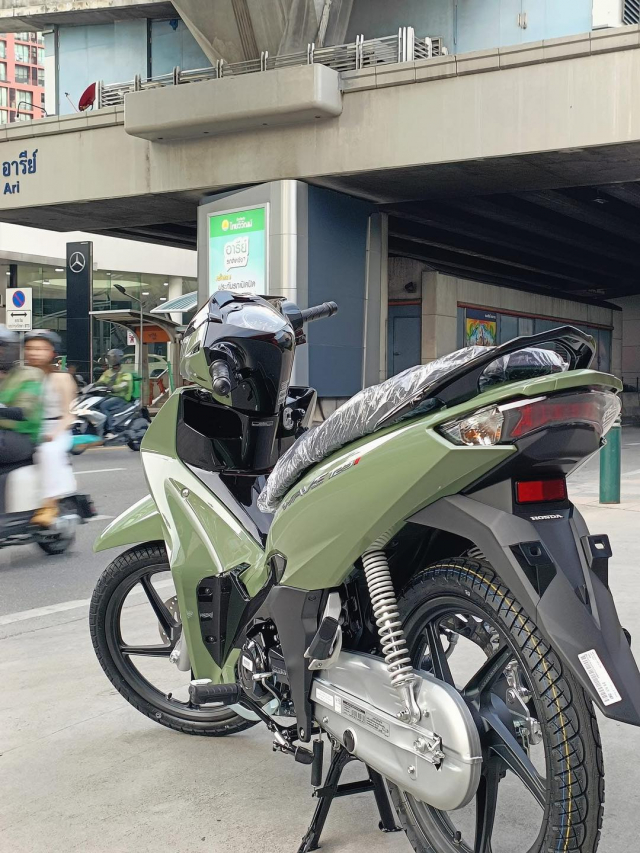 Hinh anh thuc te Honda Wave 125i 2025 tai dai ly Dep hon mong doi cho ngay ra mat tai Viet Nam - 7