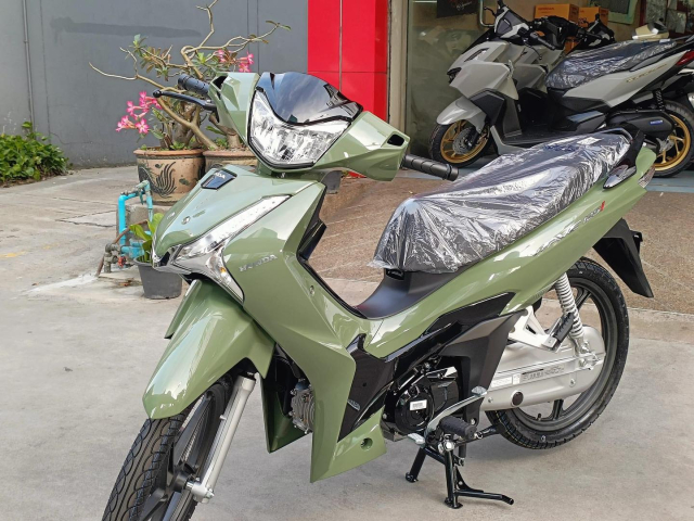 Hinh anh thuc te Honda Wave 125i 2025 tai dai ly Dep hon mong doi cho ngay ra mat tai Viet Nam - 9