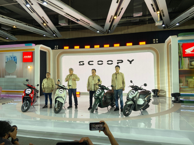 Honda Scoopy 2025 vua ra mat but pha trong thiet ke moi va co nhieu tinh nang dang chu y ne AE - 3