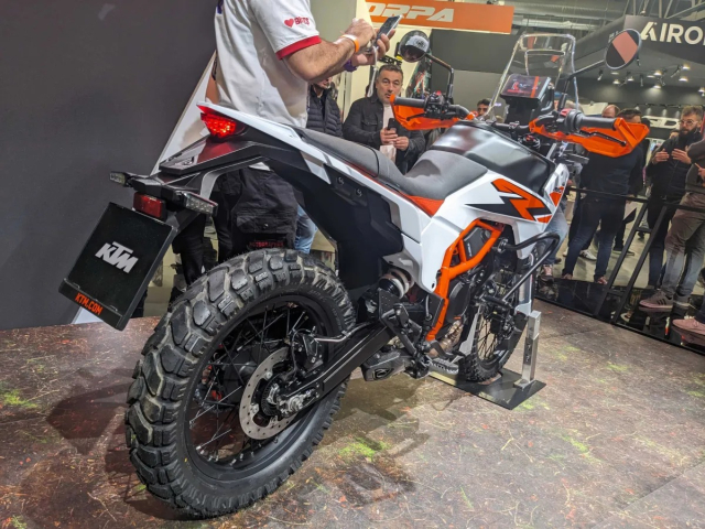 KTM 390 Adventure R 2025 hoan toan moi ca ve thiet ke lan cong nghe ne anh em - 7