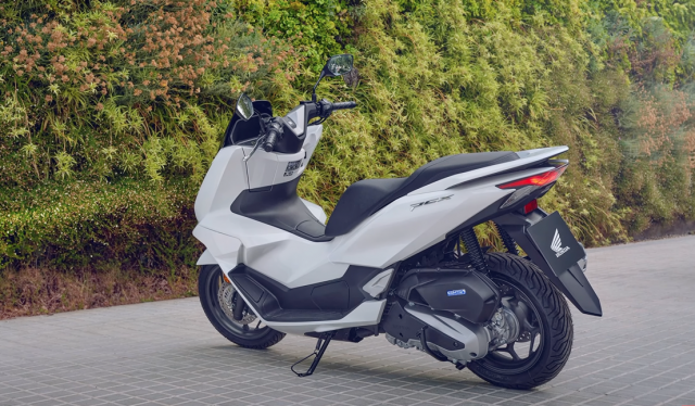 PCX 125 the he moi ra roi thi khi nao Honda PCX 160 2025 se duoc ra mat - 5