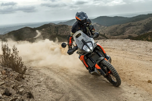 Thoi the dao nguoc KTM tung ra 790 Adventure 2025 nham thay the cho 890 Adventure - 5