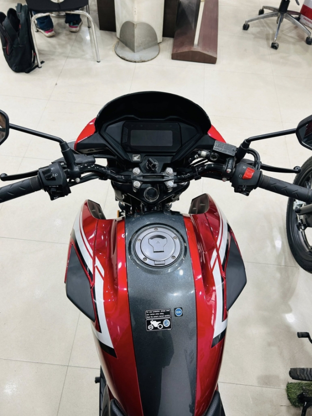 Honda SP160 2025 mau xe con tay co man hinh TFT phanh ABS gia tu 3638 trieu dong Sao re vay - 5