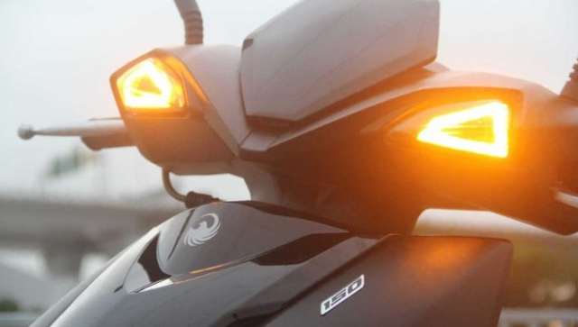 Xe tay ga 150 co gia re nhu Wave nhung trang bi vuot tam SH - 3