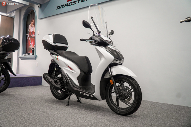 Can canh bo doi SH150i 2025 Sport Edition Made In Italy cuc dep bat ngo xuat hien tai Viet Nam - 3