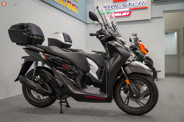 Can canh bo doi SH150i 2025 Sport Edition Made In Italy cuc dep bat ngo xuat hien tai Viet Nam - 4