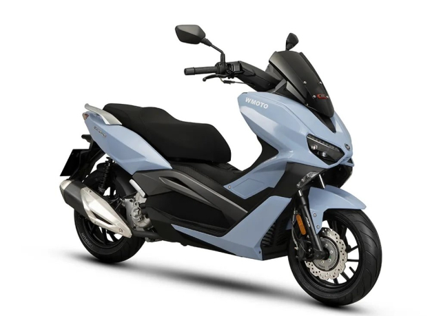 WMoto vua tung ra mau xe ga 250cc moi gia chi 81 trieu dong canh tranh XMax 250 - 8