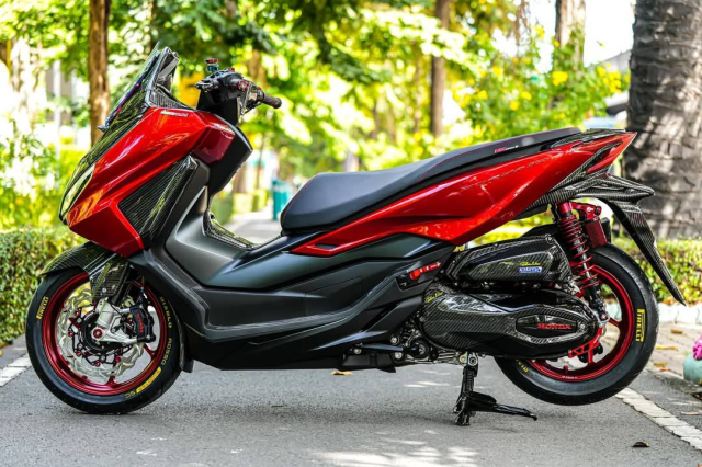 Honda Forza 350 do full RED vo cung ruc ro den tu Ladprao71 - 7